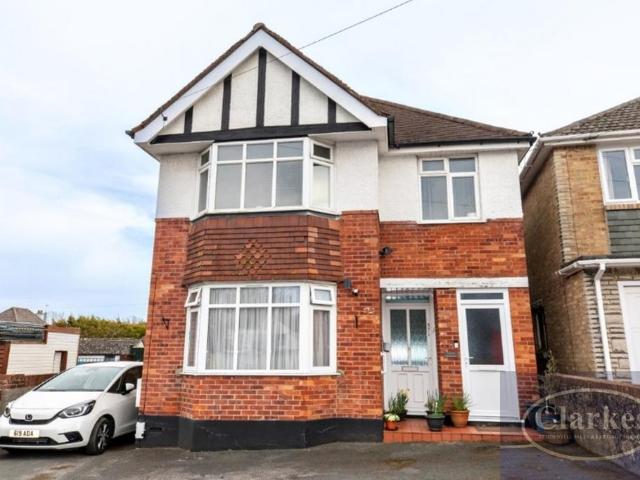 Flat for sale in Kinson, Isle Of Man