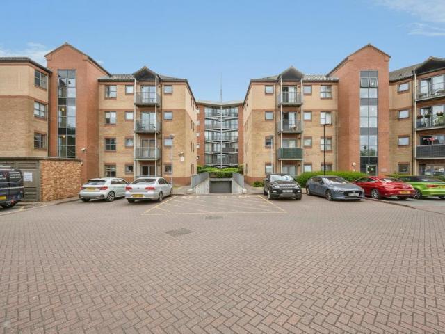 Flat for sale in Lakeside, South Yorkshire