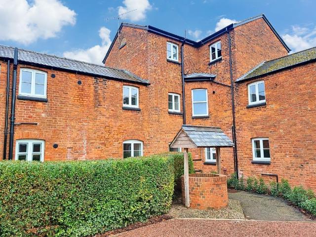 Flat for sale in Whitehill, Weobley