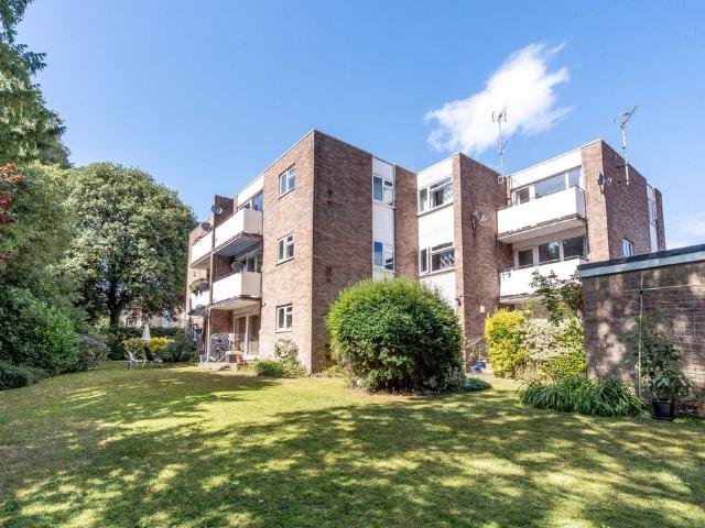 Flat for sale in Feckenham, City Of Bristol