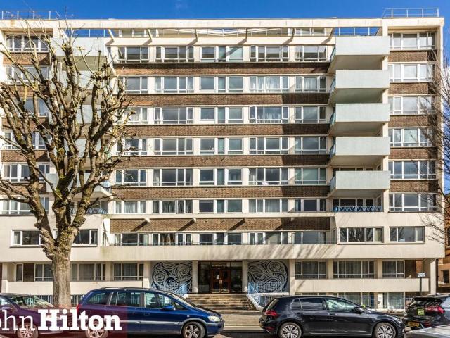 Flat for sale in Aldrington
