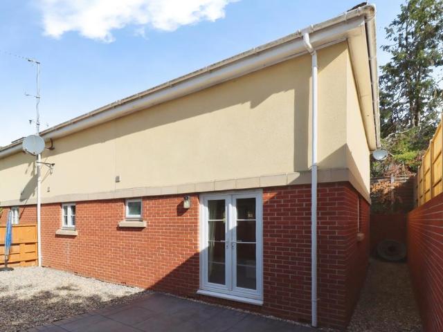 Flat for sale in Speedwell, Bristol
