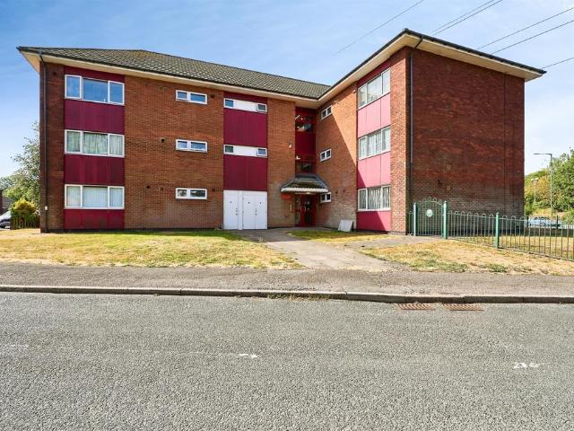 Flat for sale in Bloxwich, West Midlands