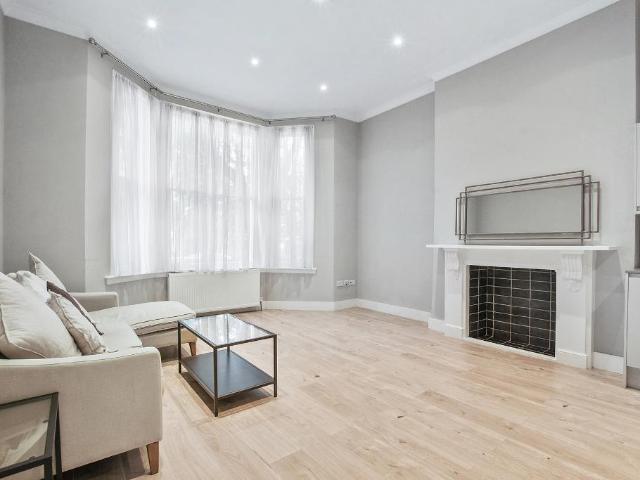 Flat for sale in St. John's Wood, Isle Of Man