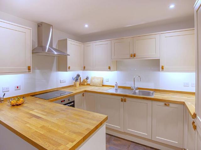 Flat for sale in St. Paul Malmesbury Without, Wiltshire