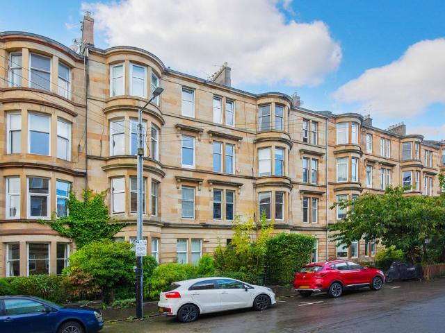 Flat for sale in Park District, Glasgow