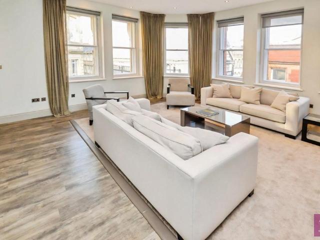 Flat for sale in City Centre, Georgia