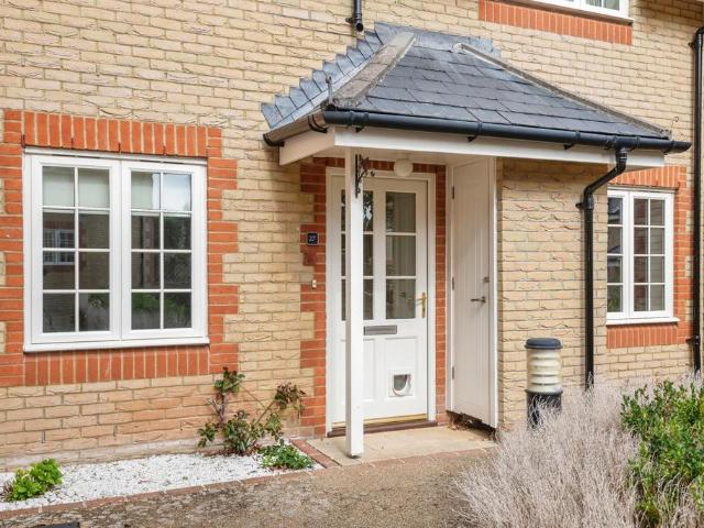 Flat for sale in Staplehay, Trull