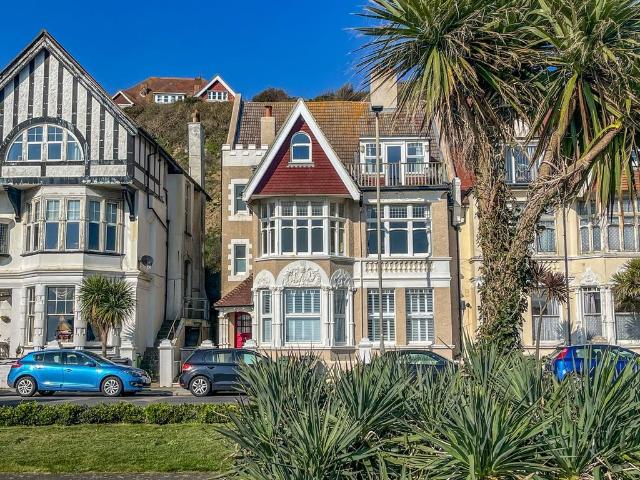 Flat for sale in St Leonards, Hastings