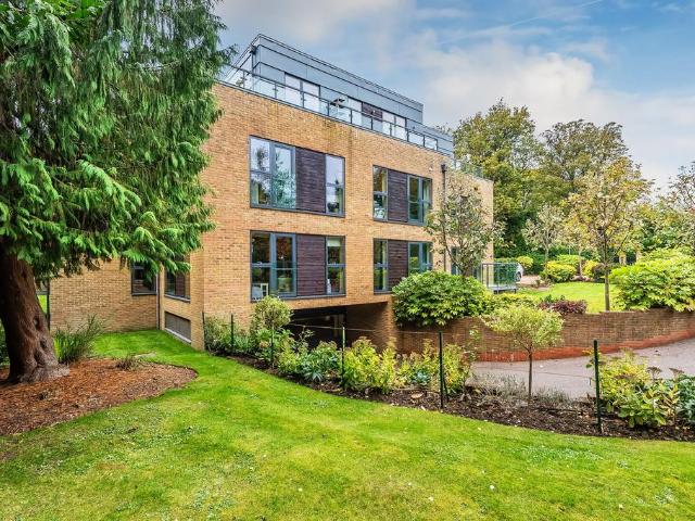 Flat for sale in Ferndale, Sandown Park