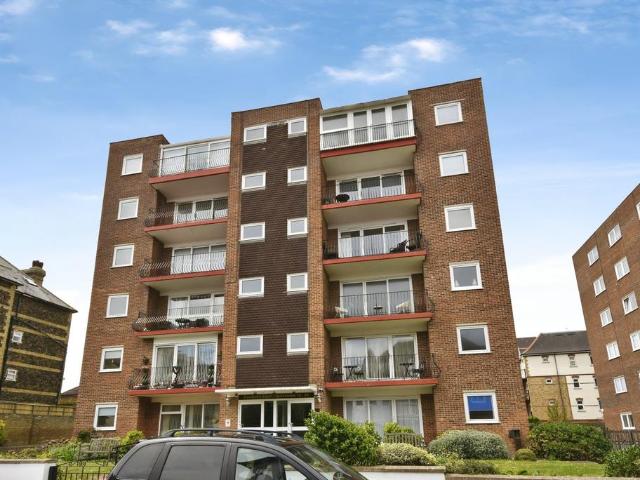 Flat for sale in Westgate-on-Sea, Acol