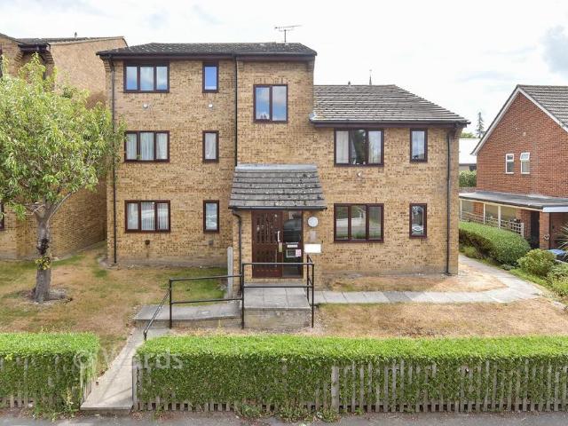 Flat for sale in Middle Deal, Ash