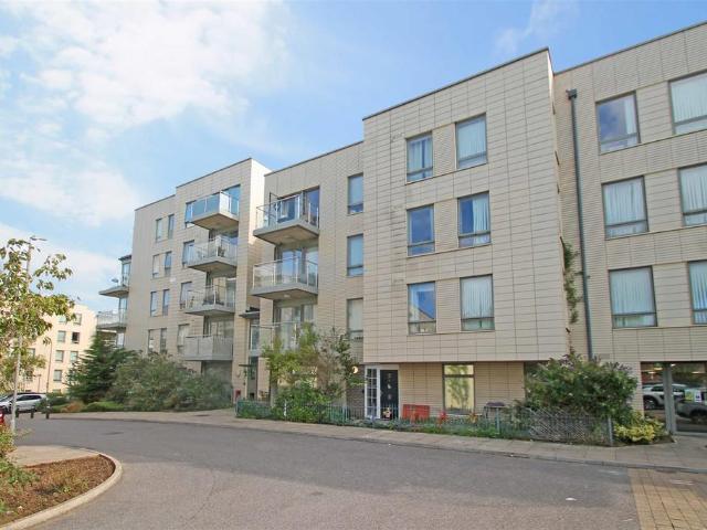 Flat for sale in Queen's Park, Brighton & Hove
