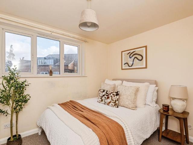 Flat for sale in Pyrford, Woking
