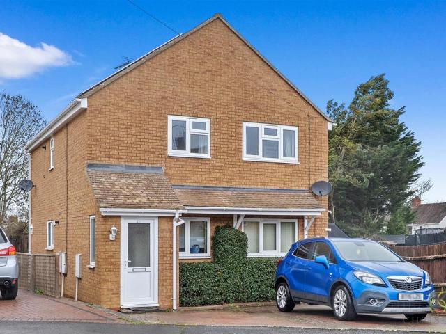 Flat for sale in Crookhill, Worcestershire