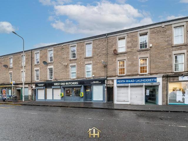Flat for sale in West End, Scotland