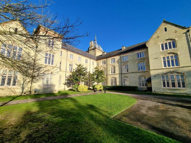 Flat for sale in Fairfield Park, Bedfordshire