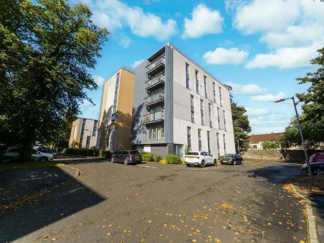 Flat for sale in Gallowhill, Renfrew