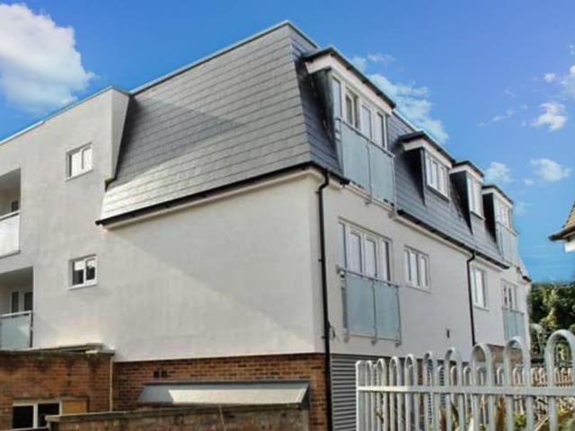 Flat for sale in Blackwell, Mid Sussex