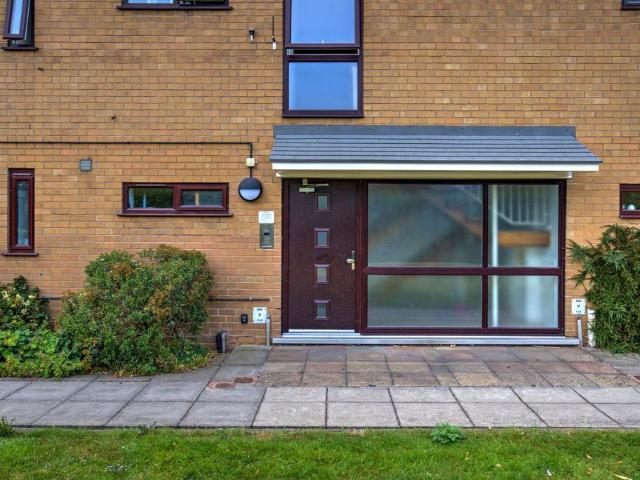 Flat for sale in Great Boughton, Boughton
