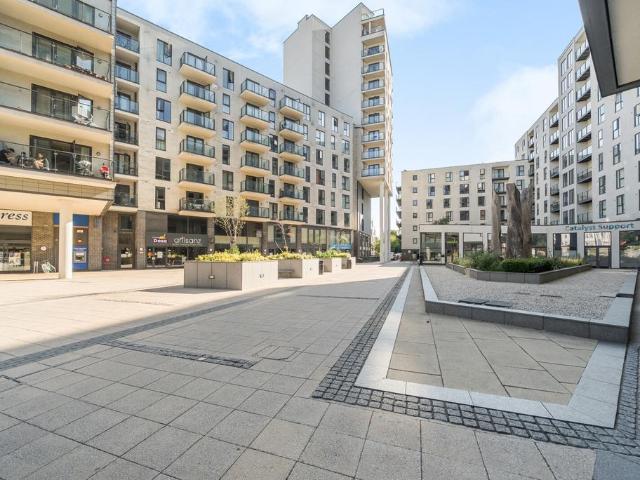 Flat for sale in Horsell, Woking