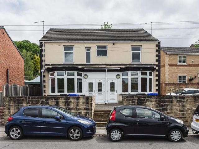 Flat for sale in Loundsley Green, East Midlands