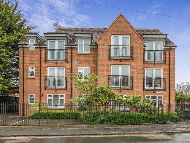 Flat for sale in Beverley, Hull and East Yorkshire