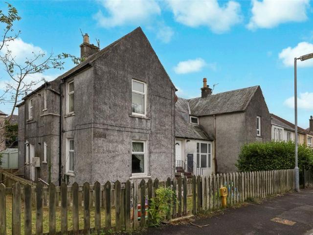 Flat for sale in Largs, Scotland