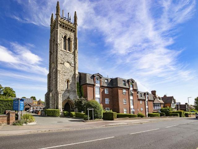 Flat for sale in Epping, Essex