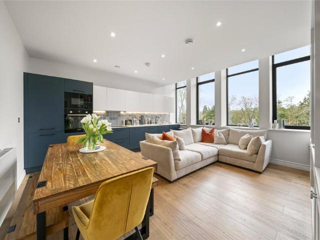 Flat for sale in Blackhills, Surrey