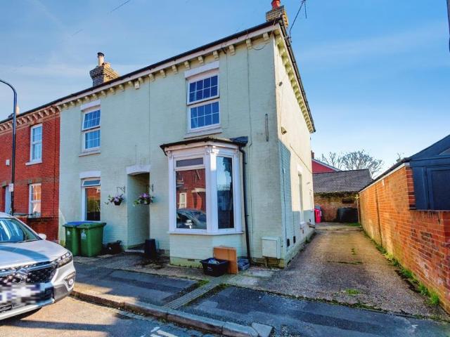 Flat for sale in Banister's Park, Isle Of Man