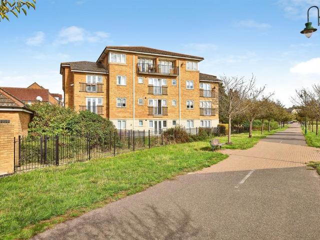 Flat for sale in Hampton Hargate, Peterborough