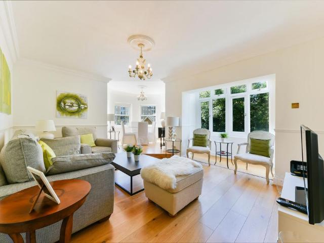 Flat for sale in Greater London