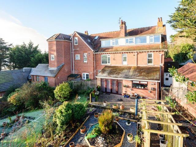Flat for sale in Budlake, Devon