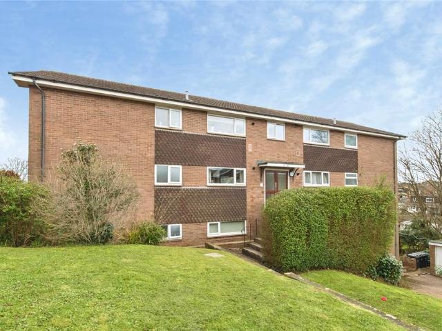 Flat for sale in Hulham, Budlake
