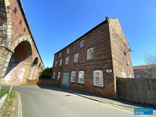 Flat for sale in Yarm, Stockton-on-tees