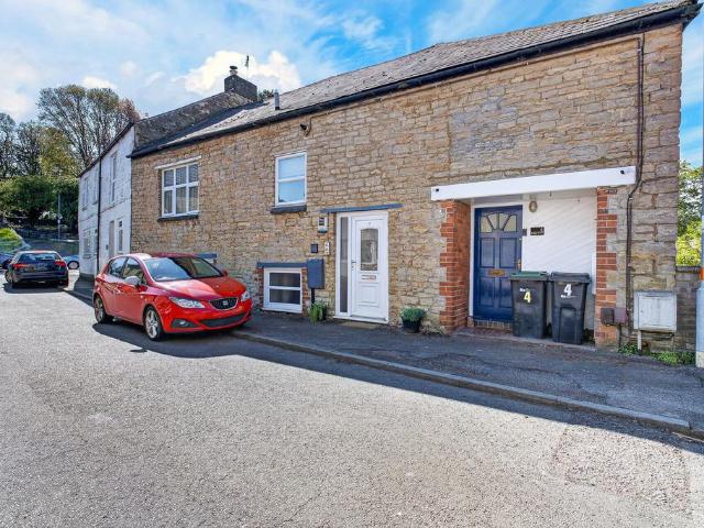 Flat for sale in Raunds