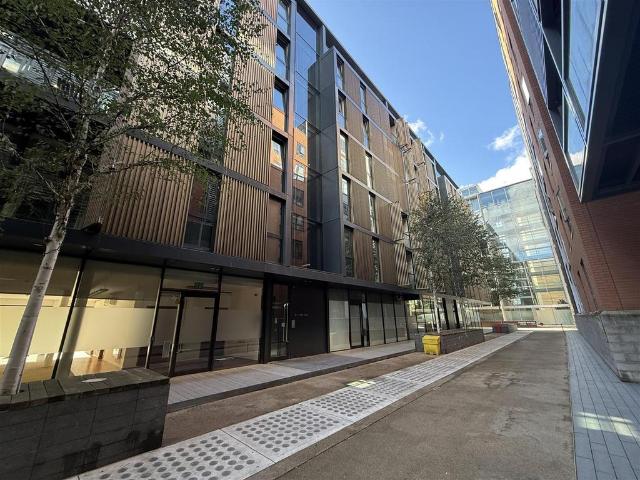 Flat for sale in Hulme, Georgia