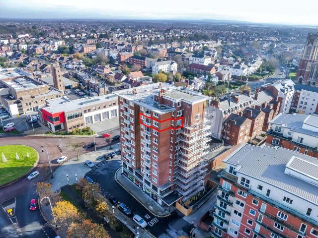 Flat for sale in Meols Cop, Southport