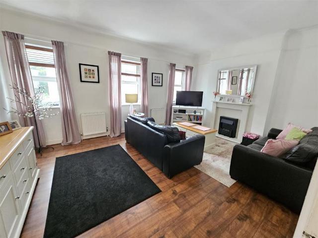 Flat for sale in Colebrook Village, Mount Wise