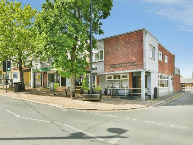 Flat for sale in Waterside, Saltash