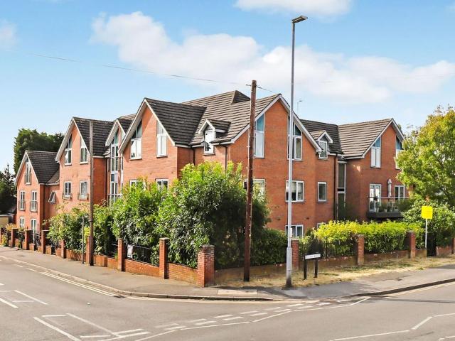 Flat for sale in Woodthorpe, Gedling