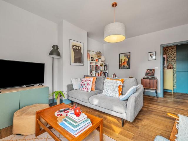 Flat for sale in London Borough of Tower Hamlets, Greater London