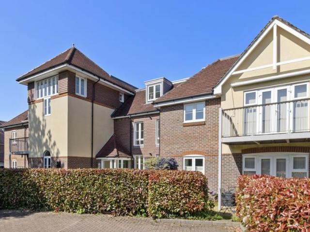 Flat for sale in Petersfield, Bolton Low Houses