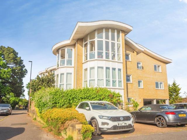 Flat for sale in Bassett, Isle Of Man