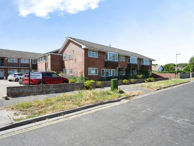 Flat for sale in Spring Vale, Hampshire