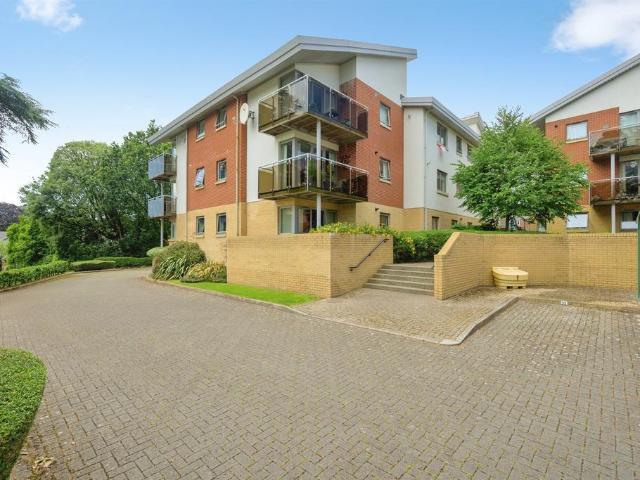 Flat for sale in Plympton Central, Mount Wise