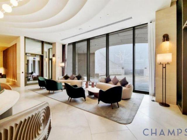 Flat for sale in Nine Elms, Greater London