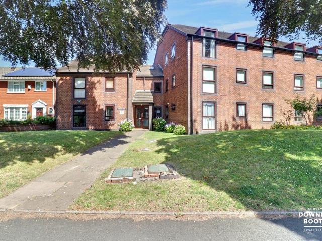 Flat for sale in Aldridge, West Midlands