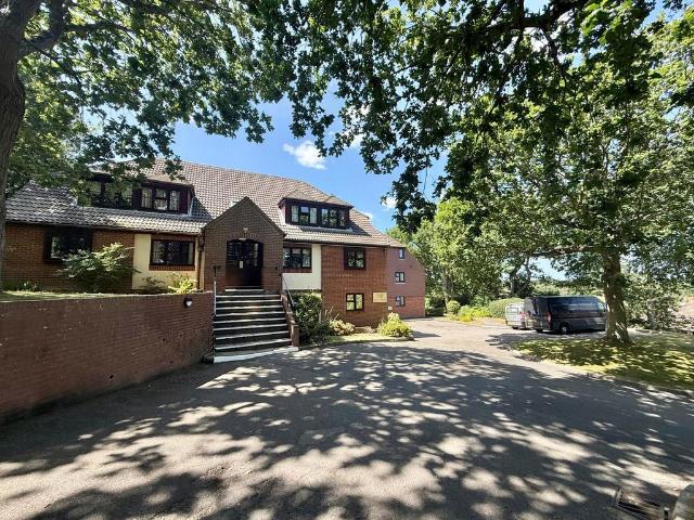 Flat for sale in Little Common, Heathlands